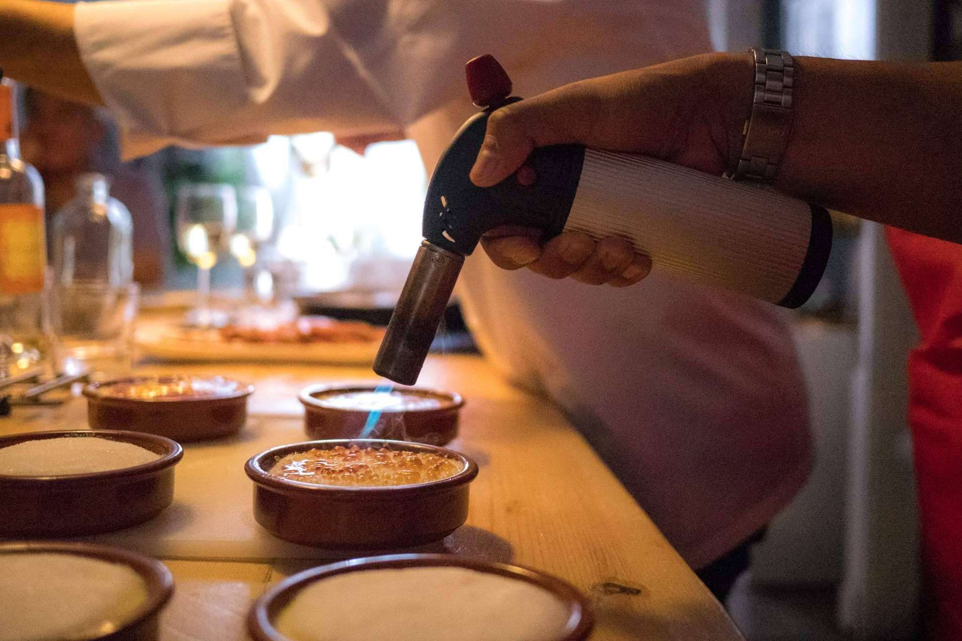 Paella cooking class in Barcelona and tour to the La Boquería market