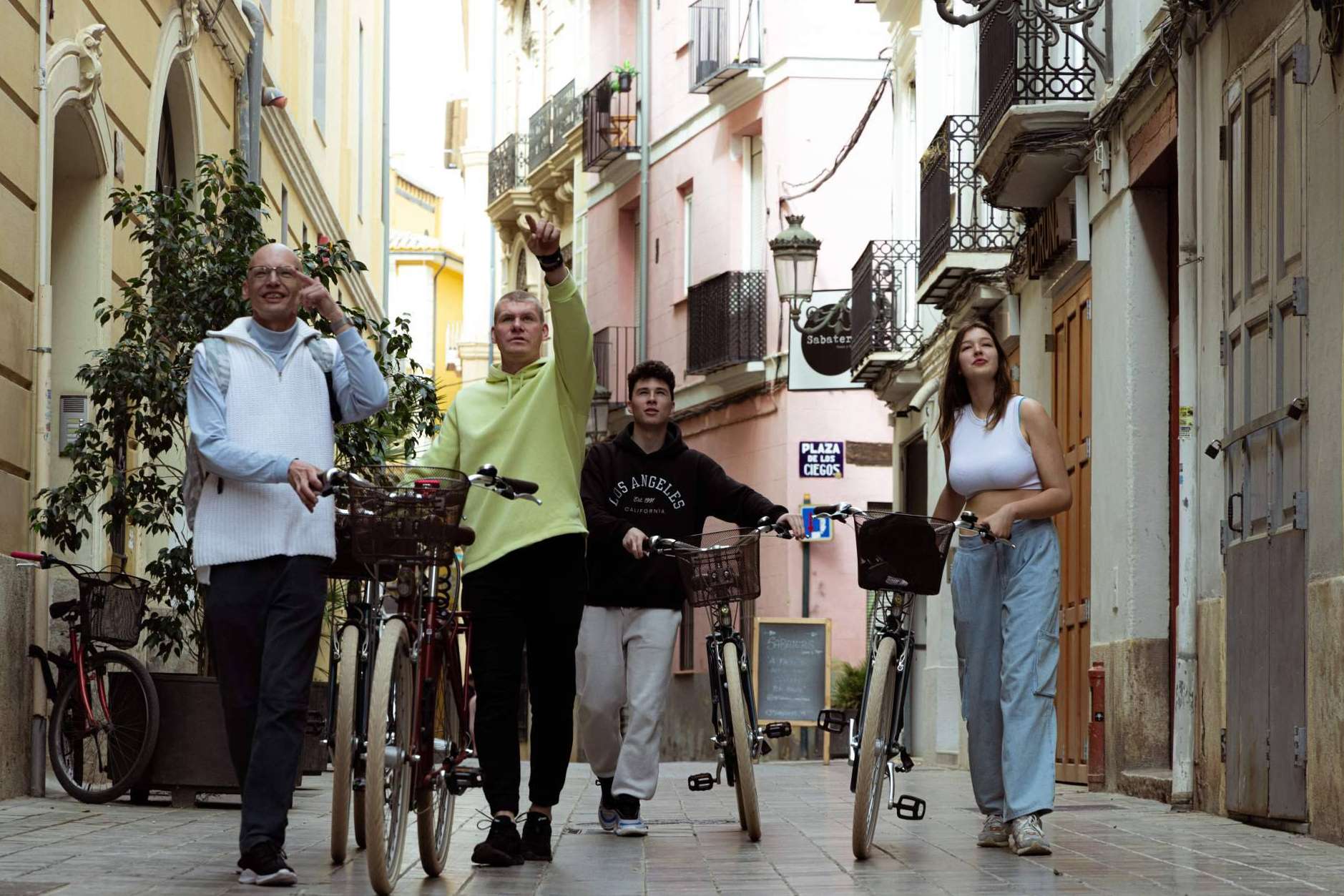 Descubrir la magia de Valencia en bicicleta